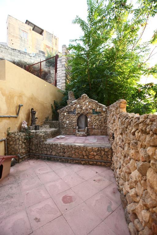 Casa Albergo La Terza Stella Agira Exterior foto